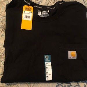 NWT Men’s Carhartt relaxed fit pocket t-shirt